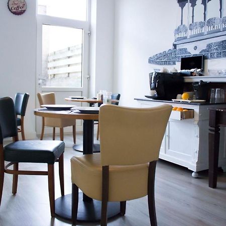 B&B Check Mate Roermond Εξωτερικό φωτογραφία