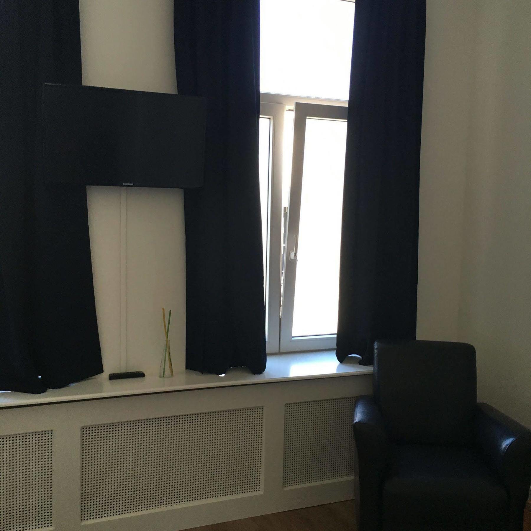 B&B Check Mate Roermond Εξωτερικό φωτογραφία