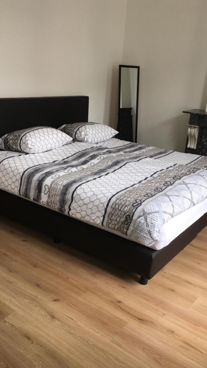 B&B Check Mate Roermond Εξωτερικό φωτογραφία