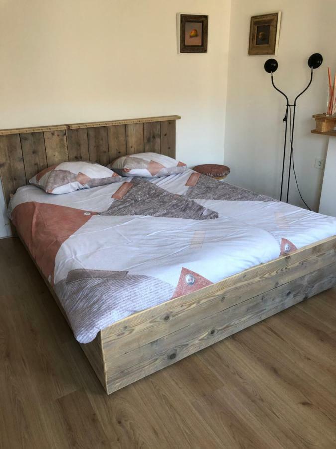 B&B Check Mate Roermond Εξωτερικό φωτογραφία